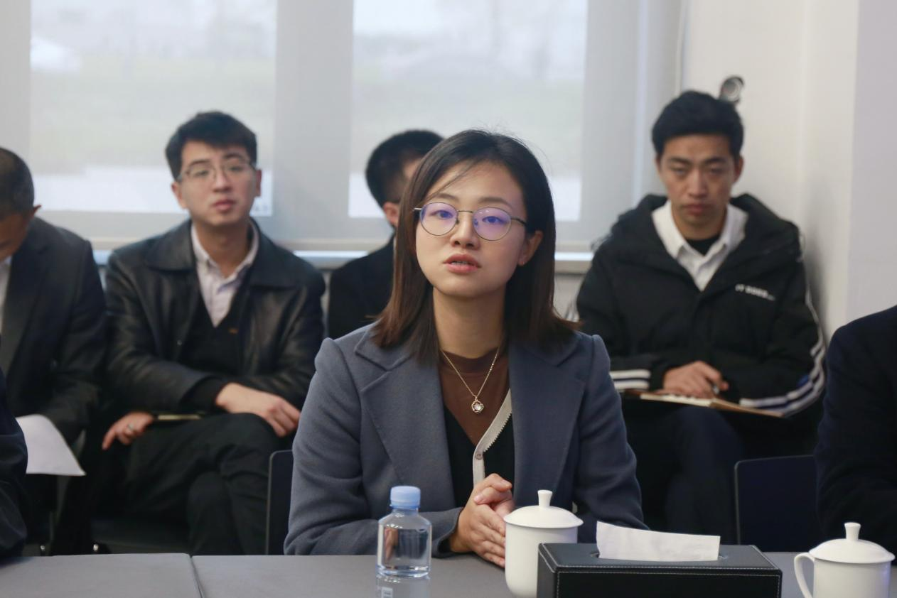 天府对冲基金学会，茶言股事投资俱乐部一行莅临琏升光伏参观交流